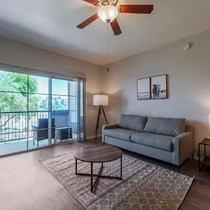 chic-2br-apartment-at-lookout-mountain-by-stay-gia.hotelsofphoenix.com/