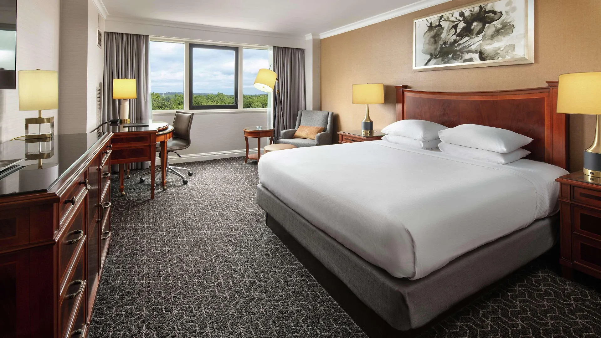 Hilton Short Hills Hotel